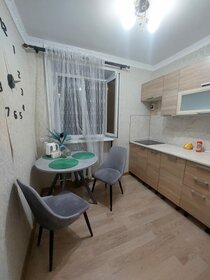 49 м², 1-комнатная квартира 2 500 ₽ в сутки - изображение 54