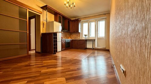 Купить студию или 1-комнатную квартиру двухуровневую эконом класса в Свердловской области - изображение 33