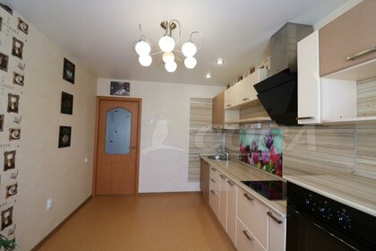 Купить двухкомнатную квартиру с высокими потолками в округе Ленинский в Мурманске - изображение 25