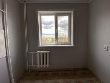 Купить квартиру с высокими потолками на улице Комбайностроителей в Красноярске - изображение 30