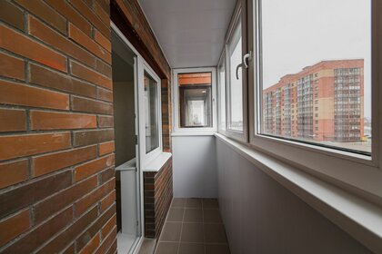 Купить однокомнатную квартиру в пятиэтажных домах в Колпино - изображение 12
