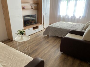 67 м², 2-комнатная квартира 3 700 ₽ в сутки - изображение 68