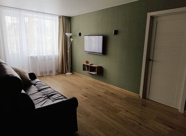 43 м², 2-комнатная квартира 2 500 ₽ в сутки - изображение 70