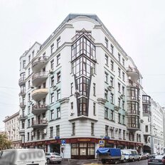 Квартира 210 м², 4-комнатная - изображение 1