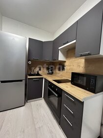 35 м², 1-комнатная квартира 2 700 ₽ в сутки - изображение 70