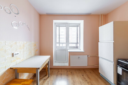 Купить квартиру в кирпичном доме у станции Ораниенбаум-2 в Ломоносове - изображение 35