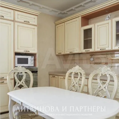Квартира 180 м², 5-комнатная - изображение 1