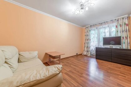 52 м², 2-комнатная квартира 3 200 ₽ в сутки - изображение 10