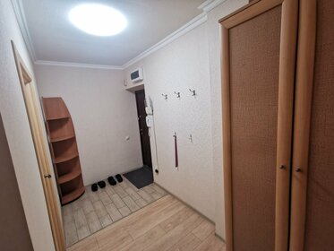 39 м², 1-комнатная квартира 2 200 ₽ в сутки - изображение 49