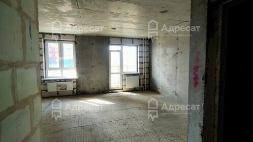 Купить трехкомнатную квартиру в панельном доме на улице В. Высоцкого в Новосибирске - изображение 2