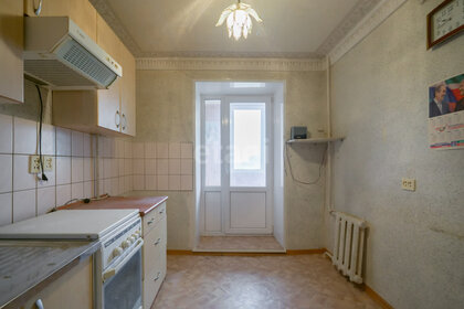 Купить однокомнатную квартиру в новостройке у метро Горьковская (синяя ветка) в Санкт-Петербурге и ЛО - изображение 45
