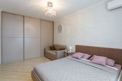 42 м², 1-комнатная квартира 3 500 ₽ в сутки - изображение 74