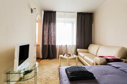 40 м², 1-комнатная квартира 3 200 ₽ в сутки - изображение 65
