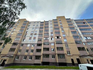 Купить двухкомнатную квартиру с парковкой на улице Советская в Добрянке - изображение 1
