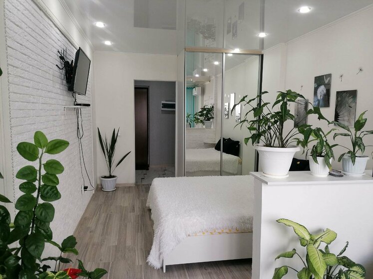 45 м², 1-комнатная квартира 1 999 ₽ в сутки - изображение 39