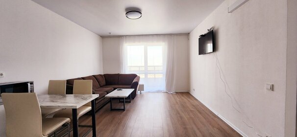 70 м², 3-комнатная квартира 3 000 ₽ в сутки - изображение 73
