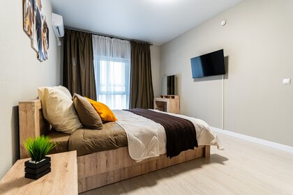70 м², 2-комнатная квартира 8 000 ₽ в сутки - изображение 75
