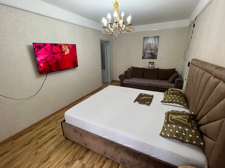 65 м², 2-комнатная квартира 2 500 ₽ в сутки - изображение 48