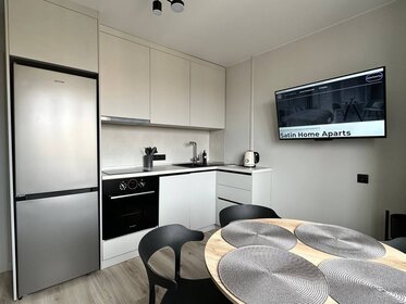 37 м², 1-комнатная квартира 2 200 ₽ в сутки - изображение 19