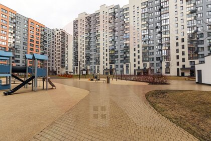Купить трехкомнатную квартиру в квартале «Основа» в Ставрополе - изображение 37