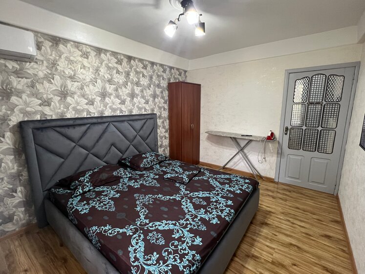 65 м², 2-комнатная квартира 2 500 ₽ в сутки - изображение 47