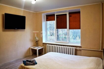 Купить квартиру в панельном доме у станции 2881 км в Омске - изображение 1