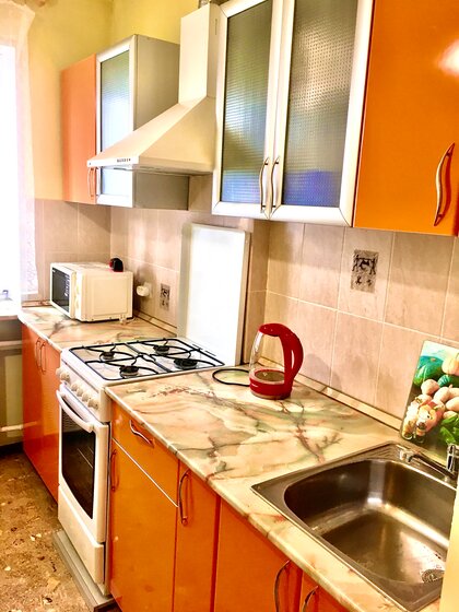 46 м², 2-комнатная квартира 1 500 ₽ в сутки - изображение 72