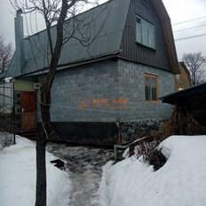 дом + 4,5 сотки, участок - изображение 1