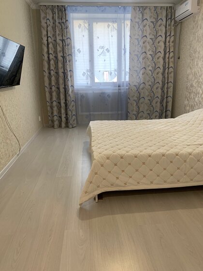 42 м², 1-комнатная квартира 3 000 ₽ в сутки - изображение 66