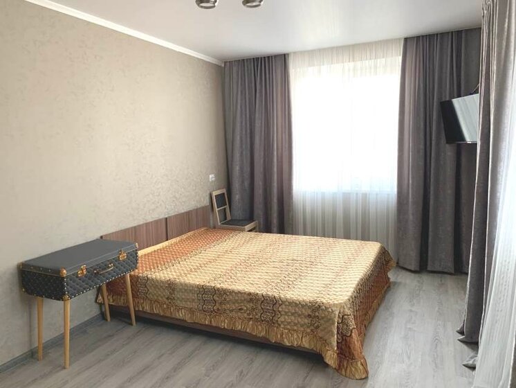 64 м², 2-комнатная квартира 2 800 ₽ в сутки - изображение 67