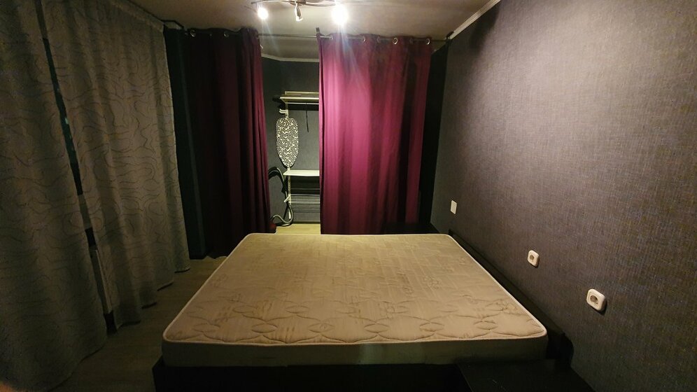 53 м², 2-комнатная квартира 2 600 ₽ в сутки - изображение 57