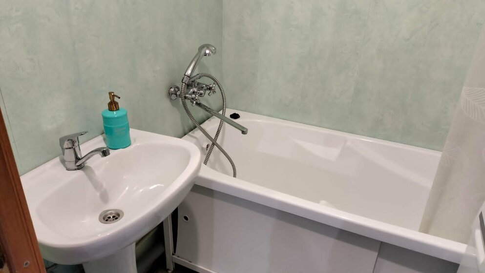 48 м², 2-комнатная квартира 3 500 ₽ в сутки - изображение 61