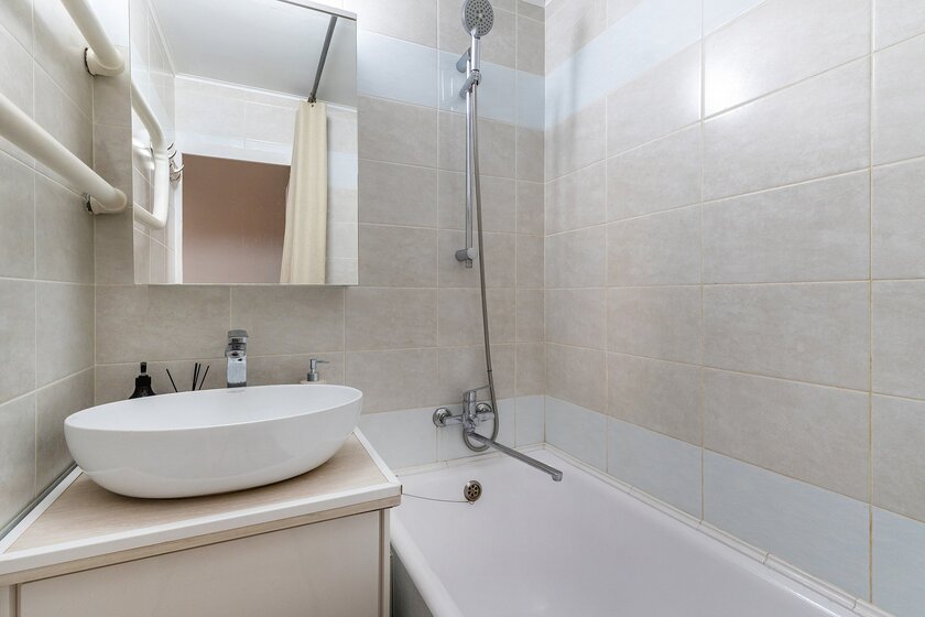 40 м², 1-комнатная квартира 3 990 ₽ в сутки - изображение 99