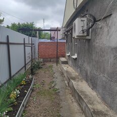 дом + 5 соток, участок - изображение 1