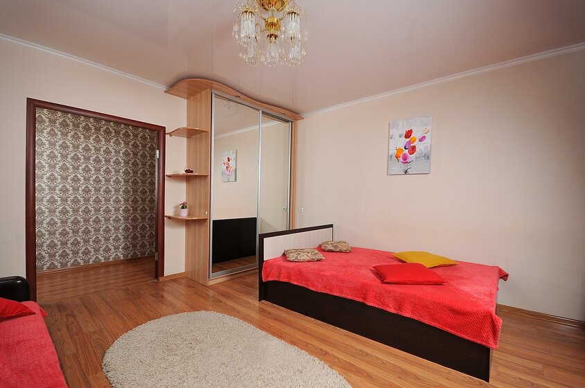 70 м², 2-комнатная квартира 2 500 ₽ в сутки - изображение 50