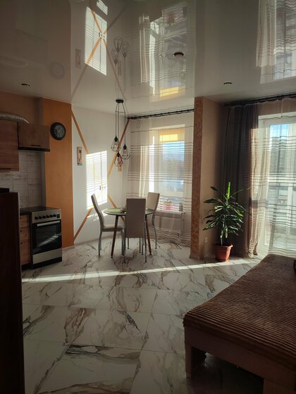 42 м², 1-комнатная квартира 2 000 ₽ в сутки - изображение 65