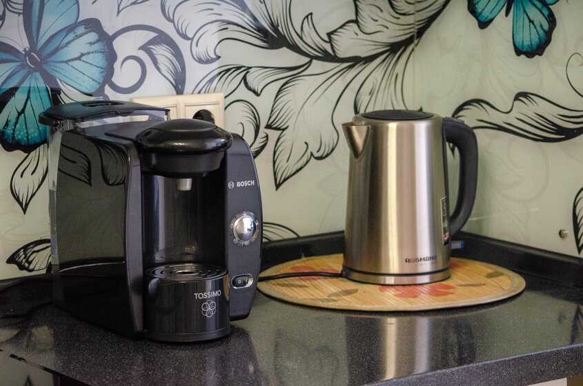 80 м², 3-комнатная квартира 4 500 ₽ в сутки - изображение 1