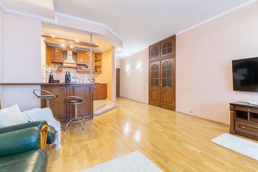 80 м², 3-комнатная квартира 6 000 ₽ в сутки - изображение 55