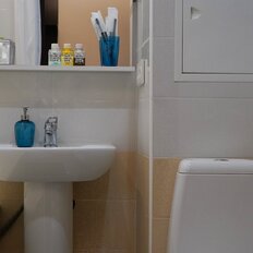 Квартира 42 м², 1-комнатная - изображение 1