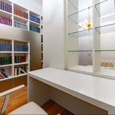 Квартира 132 м², 4-комнатная - изображение 1