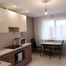 Квартира 70 м², 2-комнатная - изображение 2