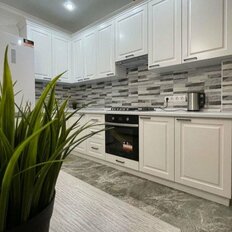 Квартира 42 м², 1-комнатная - изображение 1