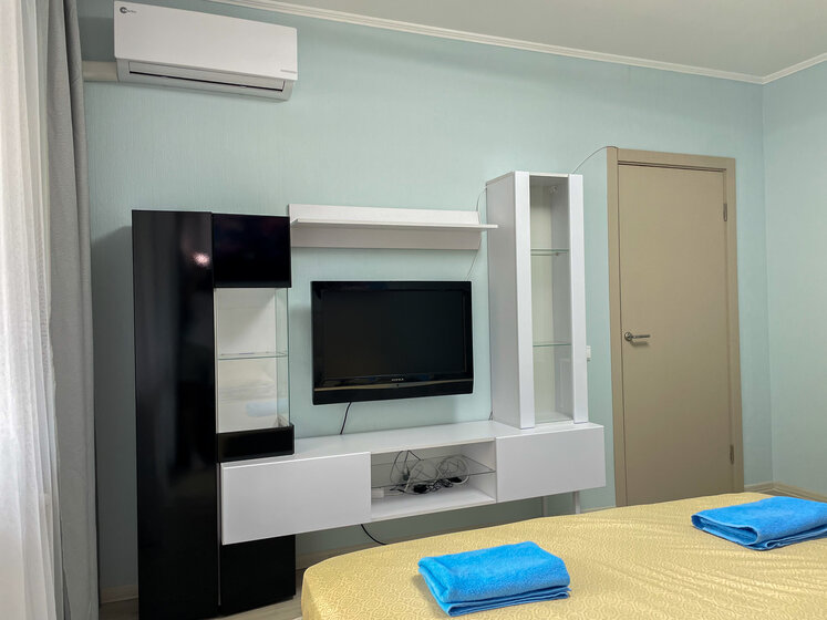 50 м², 1-комнатная квартира 3 300 ₽ в сутки - изображение 38