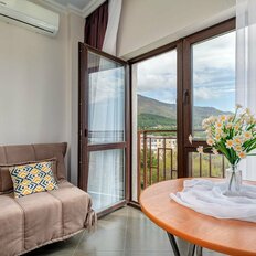 Квартира 43 м², 1-комнатная - изображение 1