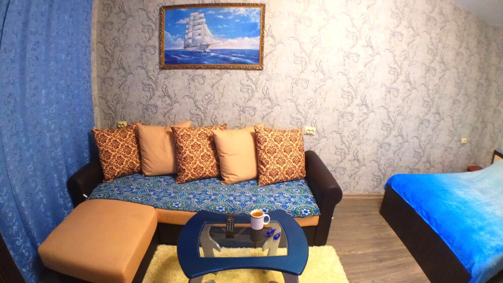 45 м², 1-комнатная квартира 2 100 ₽ в сутки - изображение 45