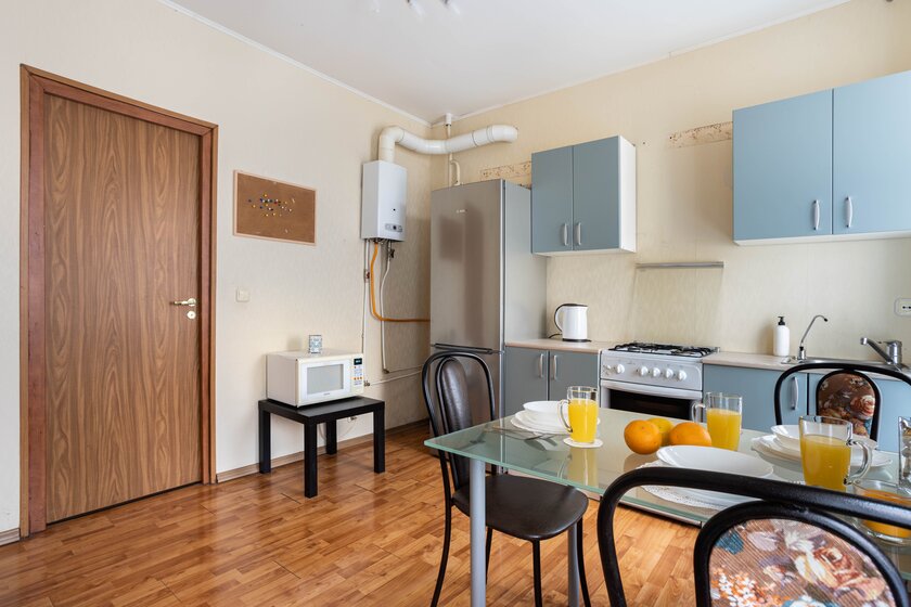 80 м², 2-комнатная квартира 3 990 ₽ в сутки - изображение 38