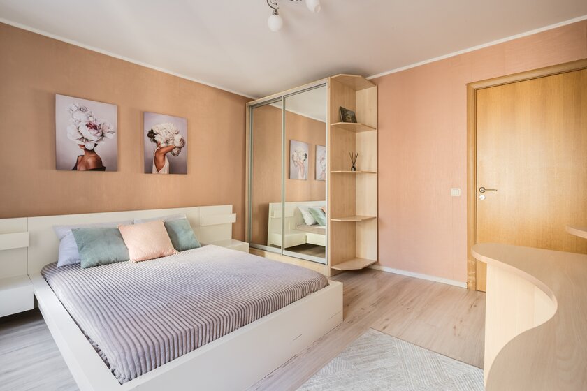 77 м², 3-комнатная квартира 6 990 ₽ в сутки - изображение 99