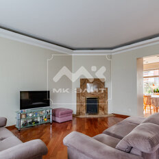 таунхаус + 3,2 сотки, участок - изображение 1