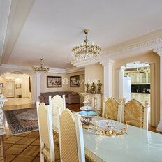 Квартира 200 м², 4-комнатная - изображение 1