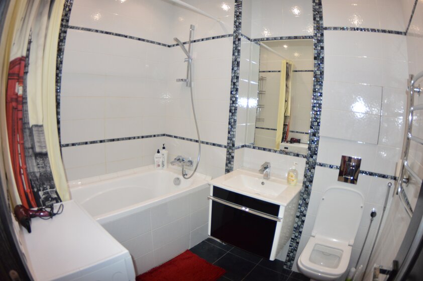 66 м², 2-комнатная квартира 3 000 ₽ в сутки - изображение 47